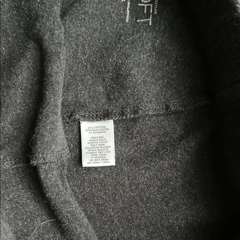 🩶🩶EUC LOFT Charcoal Gray Leggings Stretchy Minimalist Design🩶🩶